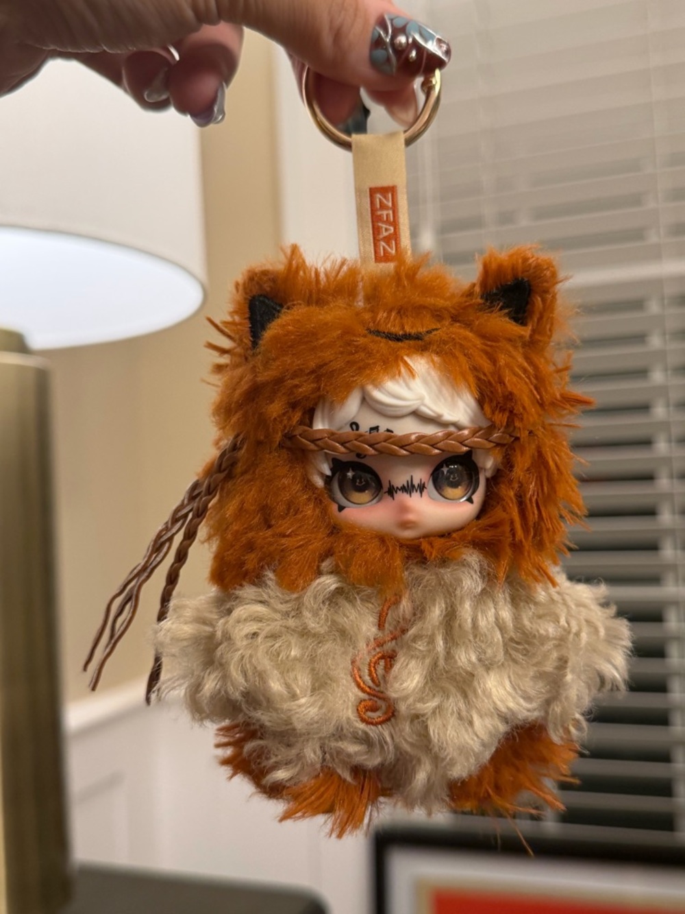 NIB Owen street Rockstar V2 vinyl plush pendant,KING OF MELODY, Skullpanda